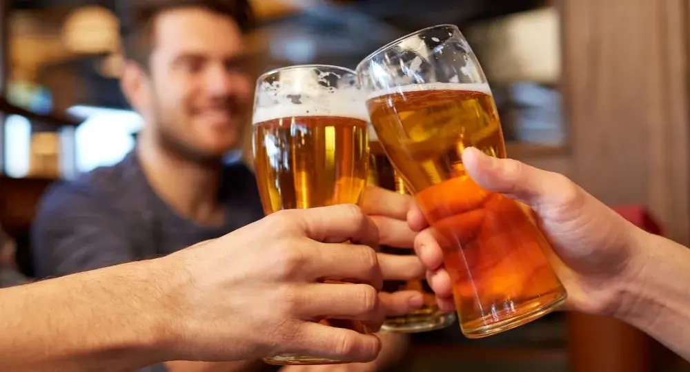 Czy piwo bezalkoholowe zawiera alkohol? Prawda o jego zawartości