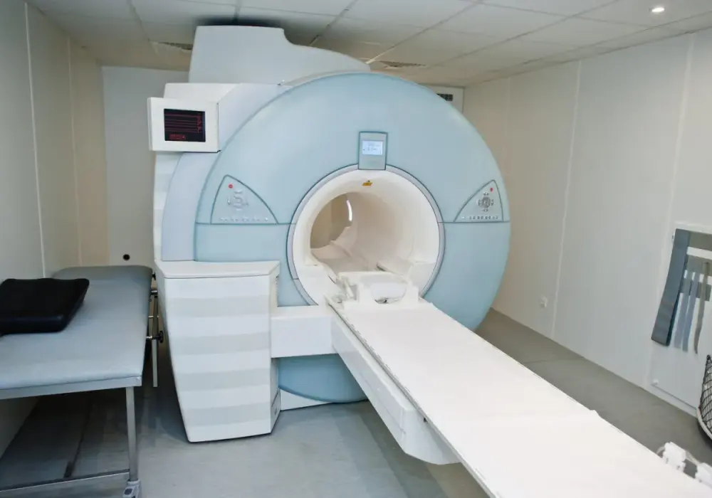 Najkrótsze terminy na rezonans magnetyczny NFZ: sprawdzone placówki