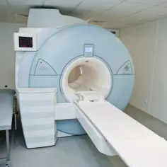 Najkrótsze terminy na rezonans magnetyczny NFZ: sprawdzone placówki