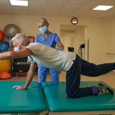 Jakie badania do sanatorium z NFZ są wymagane i jak je wykonać bez problemów?